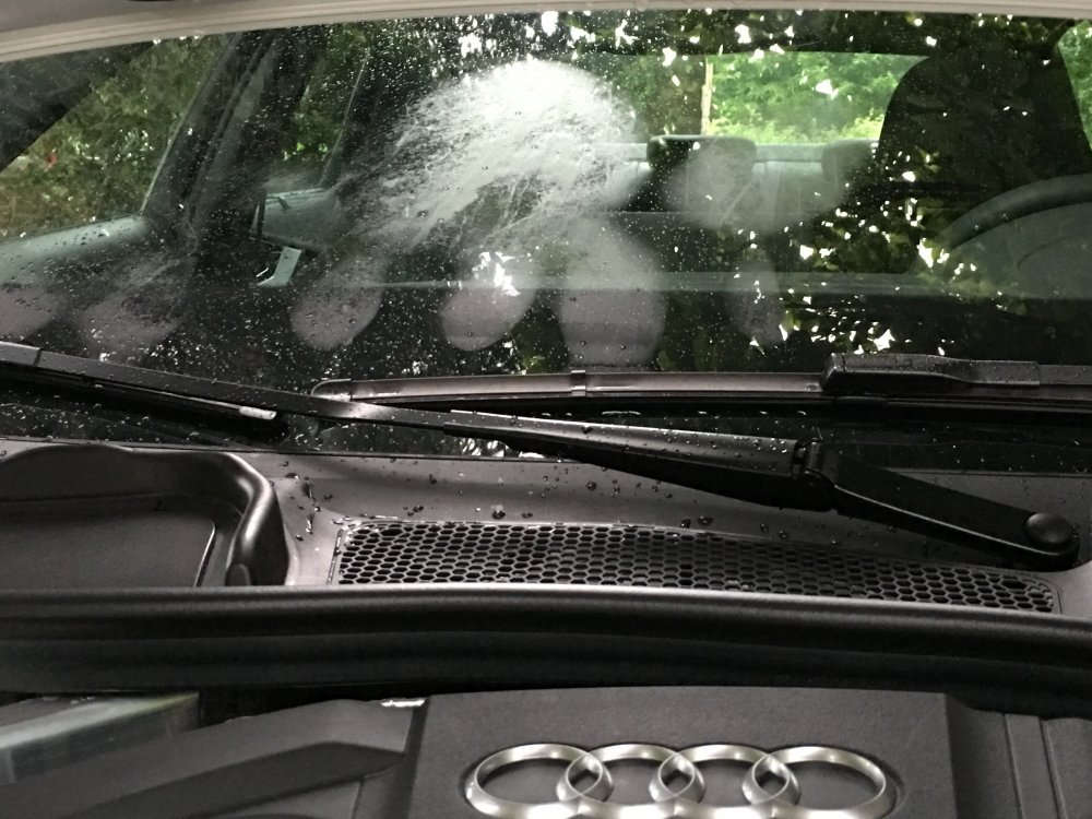 Se me empaña el cristal por fuera.Que sucede?? - Audi A4 / Allroad B9 (A  partir de 2015) - Audisport Iberica