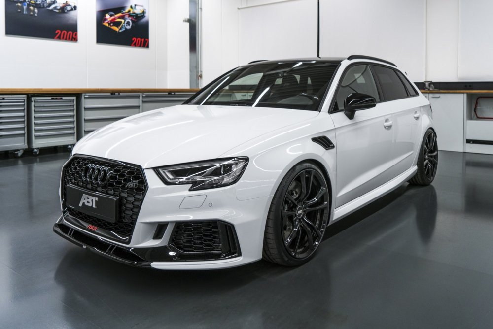 ABT_RS3_8V07_Sportback_weiss_ER_F_004.jpg.798b98472c0c251a541a46979297ba67.jpg