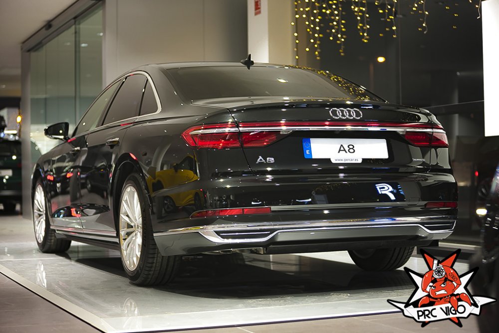 AudiA81.jpg.233eeb56cff8ddf857a1187f5d89c318.jpg