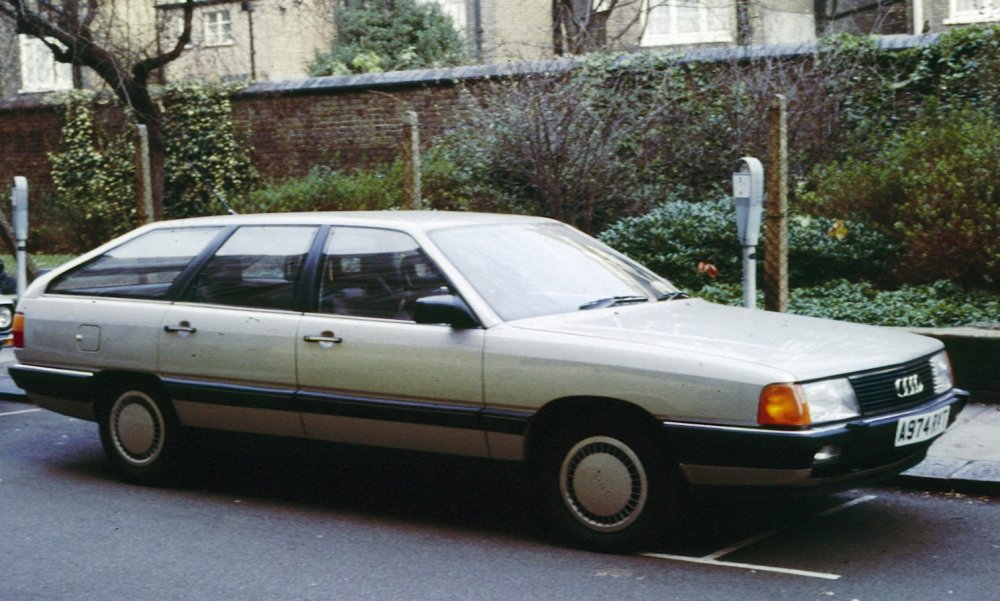 Audi_100_C3_Avant_1983.jpg.78f25a340a5e30ad308b662c5dbb169e.jpg