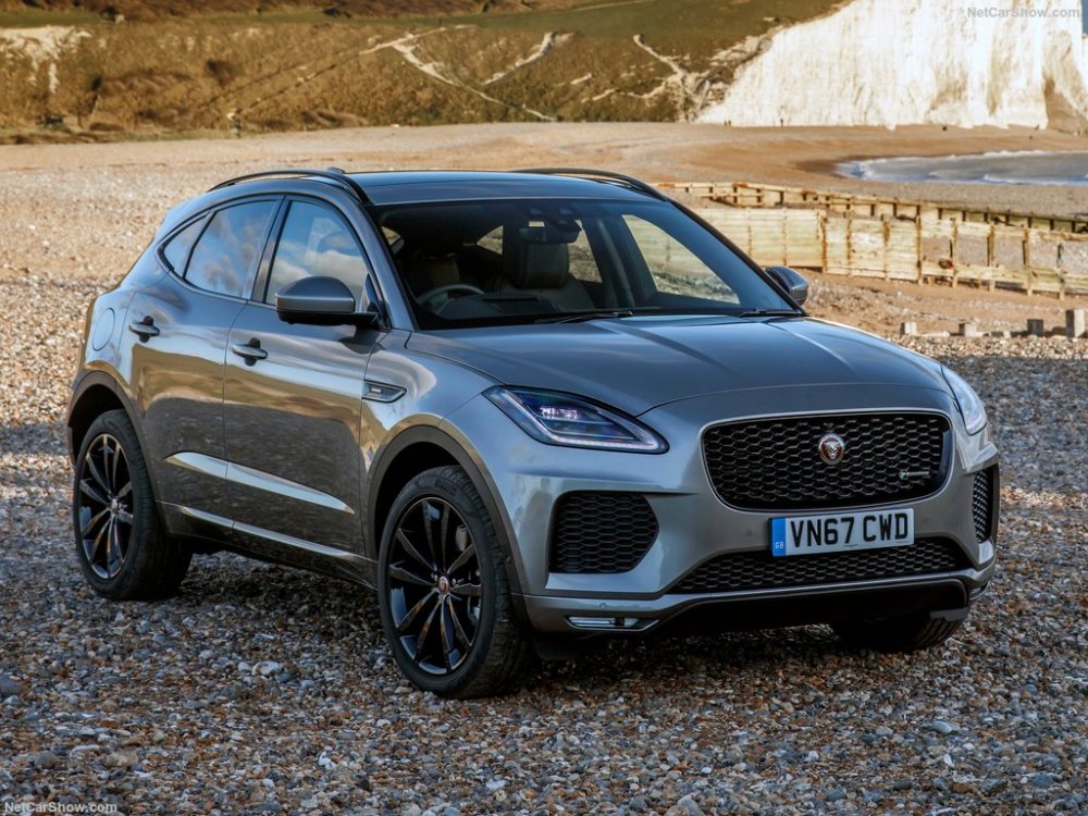 Jaguar-E-Pace-2018-1024-11.jpg.27c7edf2ef12bf28d94118f73ea6149e.jpg