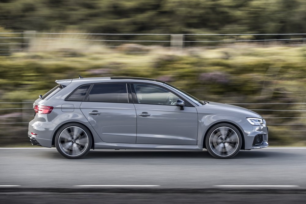 audi_rs_3_sportback_sport_edition_19.jpg