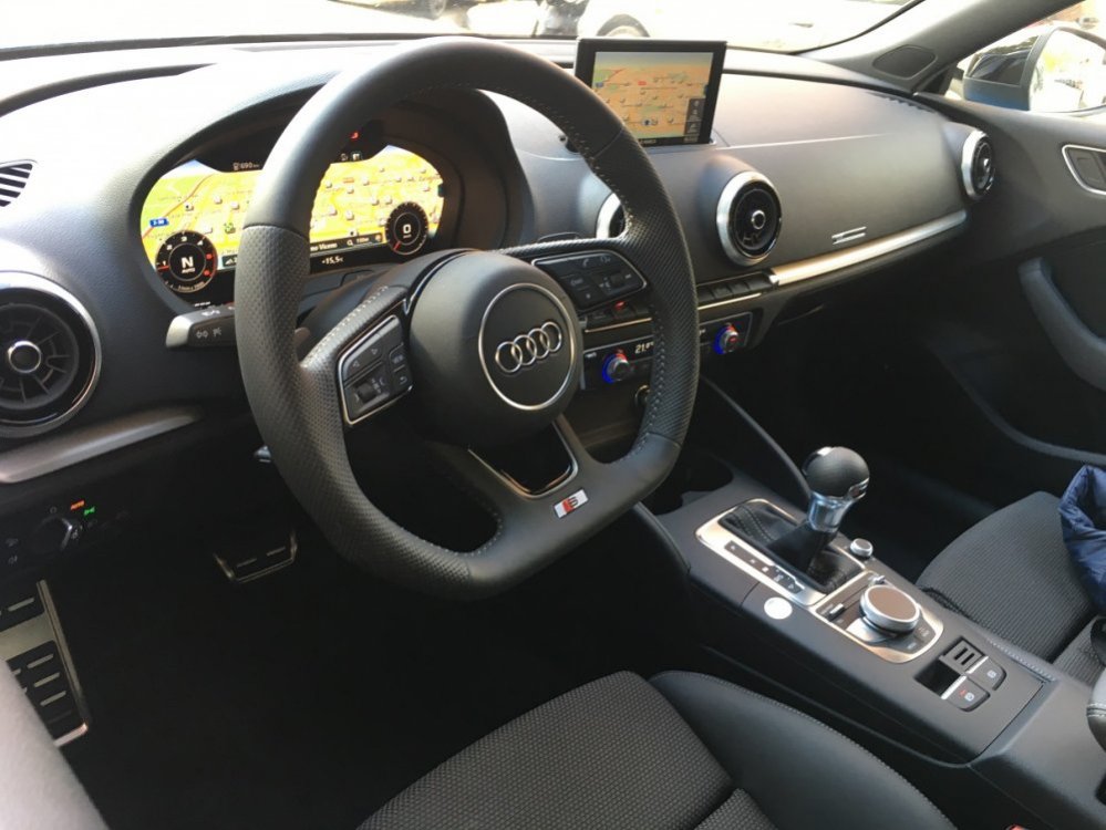 interior.thumb.jpg.e30270d6eeaeb8d0b59cd51f8eb92438.jpg