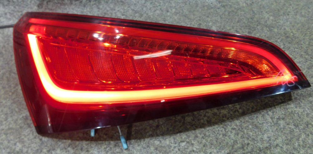 Audi-Q5-Lift-8R0945093c-LED-lampa-lewa-tylna-tyl.jpeg.jpg.690bb971ccf6297d2a10853796b58b39.jpg