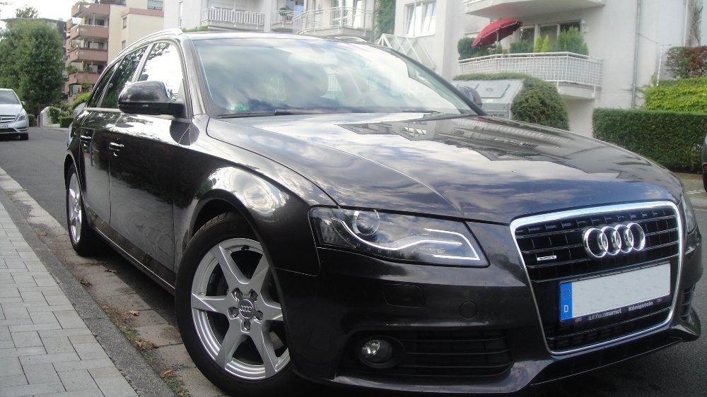 1093083138_AudiA4Avant3.0TDIDPFquattroAmbitionXenonNaviPlus01.jpg.185d456f4c7aa7dd400b149d2d4ad3c2.jpg