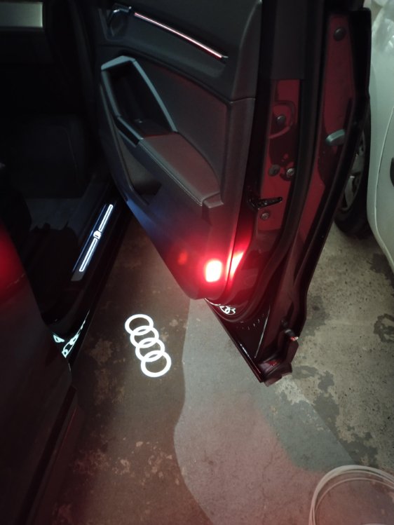 BRICO: Instalación luces de advertencia. - Audi Q3 F3 (A partir de 2019) -  Audisport Iberica