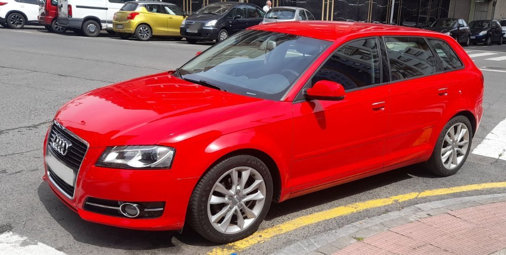 AudiA3.jpg.0a60a027e2e1f1254b2819ff046319f5.jpg