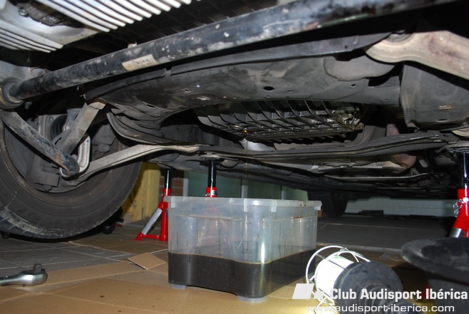 BRICO: Cambiar aceite ATF en una caja multitronic - Audi A6 / Allroad C6 (2005 - 2011) - Iberica