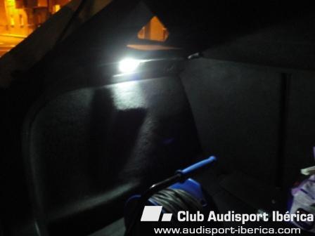 BRICO LUCES PUERTAS DETALLADA AUDI A3 8P 5 PUERTAS MY2010 - Audi A3 8P  (2003-2012) - Audisport Iberica